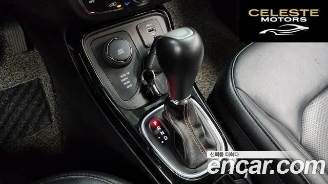 JEEP 22.4 Limited AWD 2019 — photo 12 sur 35