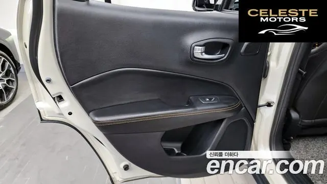 JEEP 22.4 Limited AWD 2019 — photo 15 sur 35