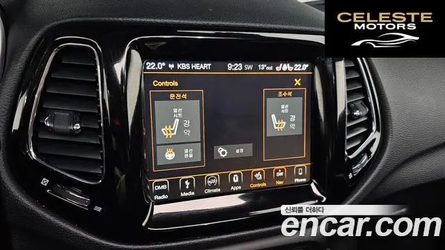 JEEP 22.4 Limited AWD 2019 — photo 16 sur 20