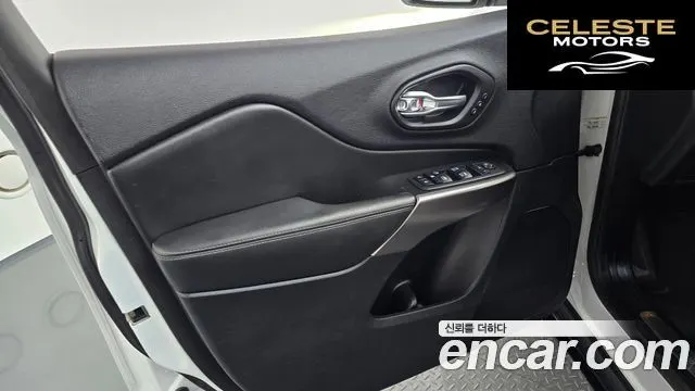 JEEP (KL) 2.4 Limited 2WD 2020 — photo 14 sur 34