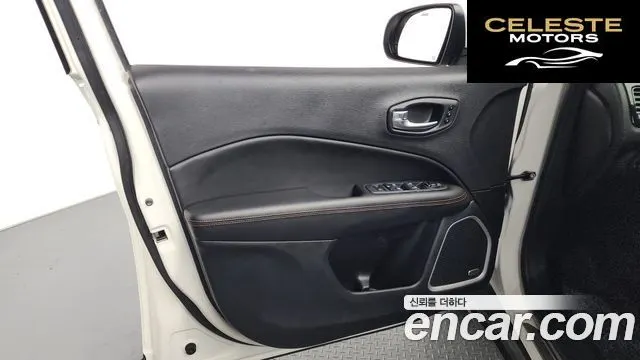 JEEP 22.4 Limited 2WD 2021 — photo 14 sur 36