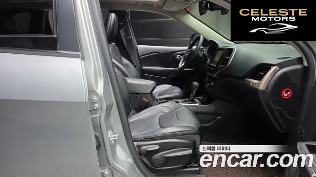 JEEP (KL) 2.0 Limited 4WD 2015 — photo 11 sur 20