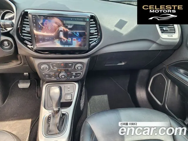 JEEP 22.4 AWD 2019 — photo 13 sur 26