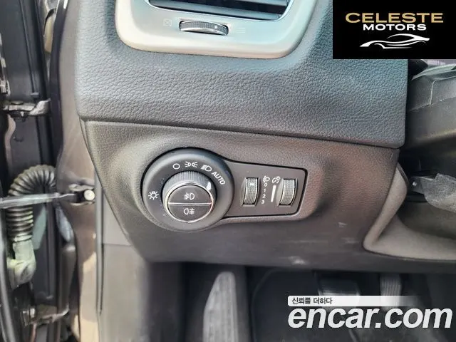 JEEP 22.4 AWD 2019 — photo 17 sur 26