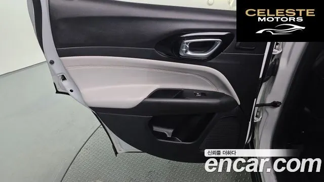 JEEP 22.4 Limited 2WD 2022 — photo 15 sur 31