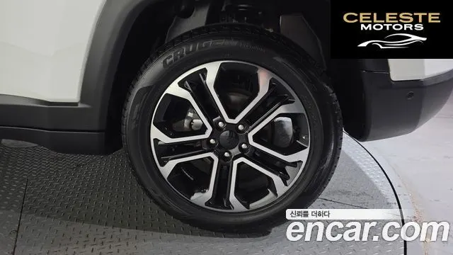 JEEP 22.4 Limited 2WD 2022 — photo 7 sur 31