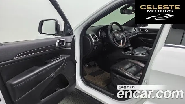 JEEP 3.6 Limited 2018 — photo 13 sur 31