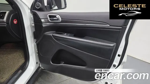 JEEP 3.6 Limited 2018 — photo 14 sur 31