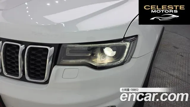 JEEP 3.6 Limited 2018 — photo 8 sur 31