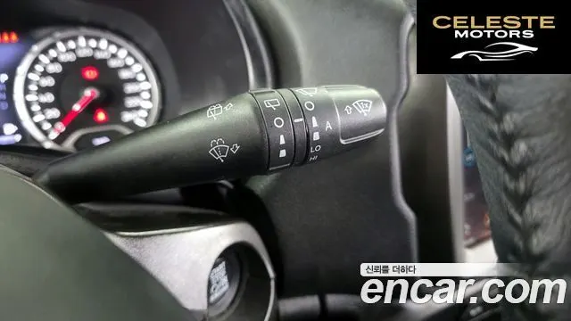 JEEP 1.6 Limited 2020 — photo 25 sur 32