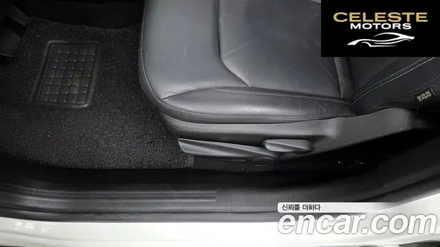 JEEP 1.6 Limited 2020 — photo 16 sur 32