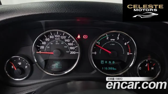 JEEP (JK) 2.8 4portes 2014 — photo 8 sur 20