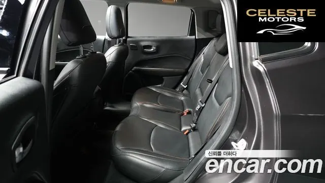 JEEP 22.4 Limited AWD 2019 — photo 16 sur 30