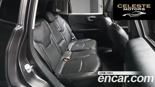 JEEP 22.4 Limited AWD 2019 — photo 18 sur 30