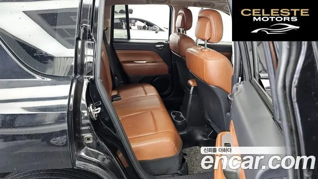 JEEP 2.4 Limited 2016 — photo 12 sur 20