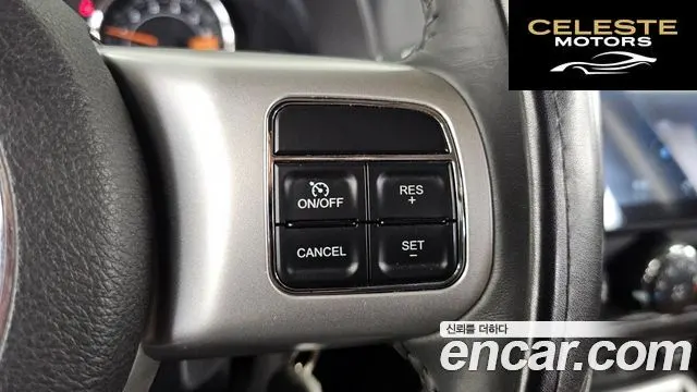 JEEP 2.4 Limited 2016 — photo 19 sur 20