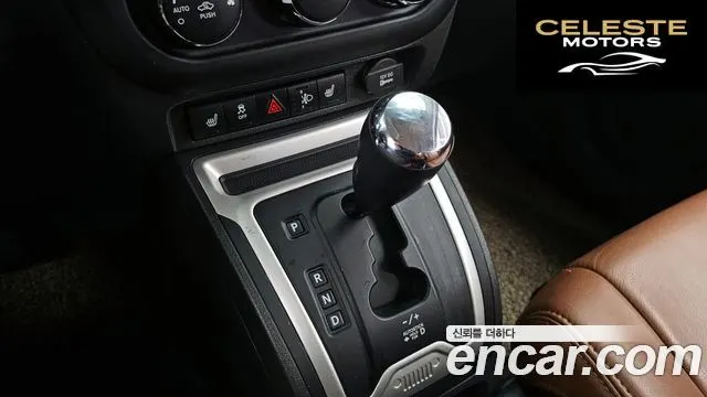 JEEP 2.4 Limited 2016 — photo 9 sur 20