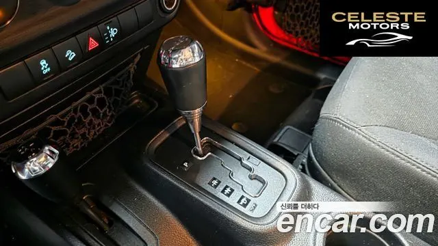 JEEP (JK) 3.6 Sport 2portes 2016 — photo 9 sur 20