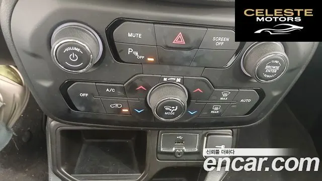 JEEP 2.4 Limited 2021 — photo 10 sur 26