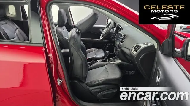 JEEP 22.4 AWD 2018 — photo 12 sur 20