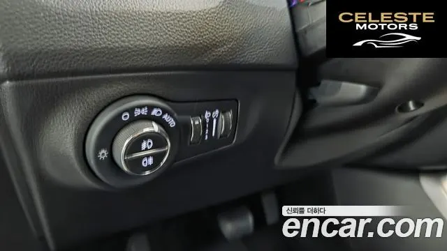 JEEP 22.4 AWD 2018 — photo 15 sur 20