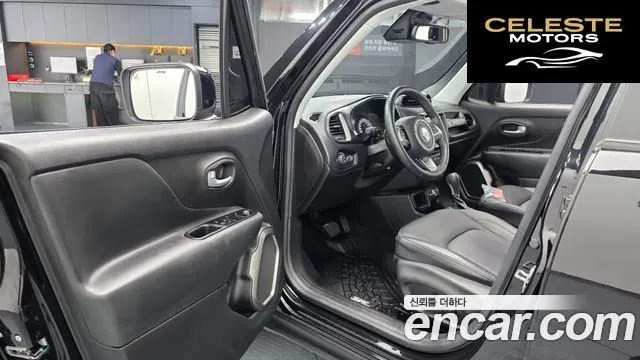 JEEP 1.3 Limited 2023 — photo 12 sur 32