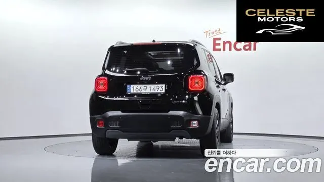 JEEP 1.3 Limited 2023 — photo 3 sur 32