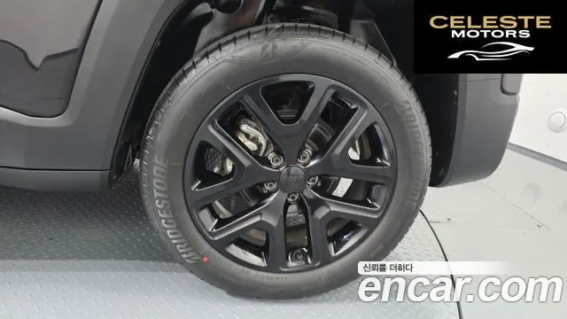 JEEP 1.3 Limited 2023 — photo 6 sur 32