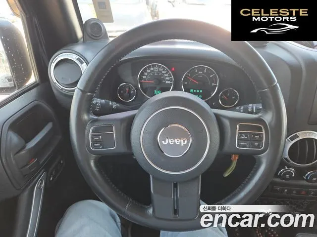 JEEP (JK) 2.8 2portes 2011 — photo 11 sur 20