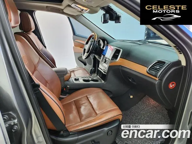 JEEP 3.0 2013 — photo 13 sur 26
