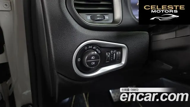JEEP 2.4 Limited AWD 2021 — photo 26 sur 35