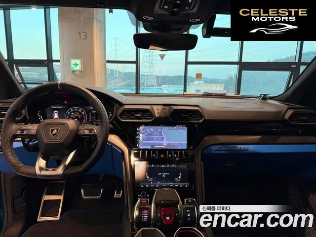 LAMBORGHINI Urus 4.0 V8 S 2024 — photo 10 sur 13