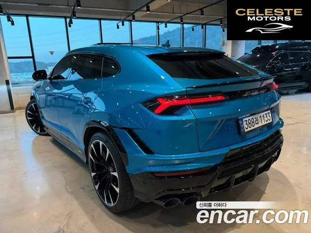 LAMBORGHINI Urus 4.0 V8 S 2024 — photo 6 sur 13