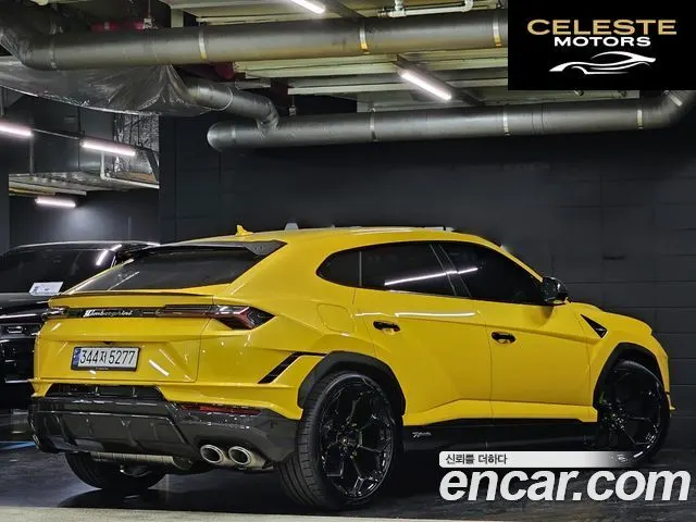 LAMBORGHINI Urus 4.0 V8 2024 — photo 5 sur 26