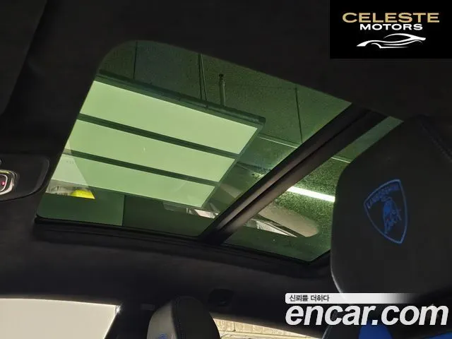 LAMBORGHINI Urus 4.0 V8 2021 — photo 18 sur 26