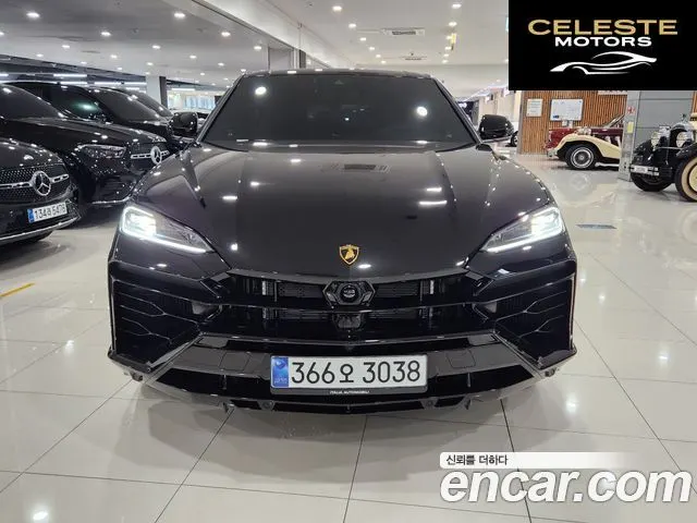LAMBORGHINI Urus 4.0 V8 SE 2025 — photo 3 sur 26