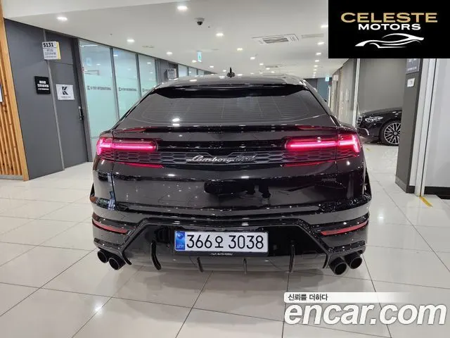 LAMBORGHINI Urus 4.0 V8 SE 2025 — photo 4 sur 26