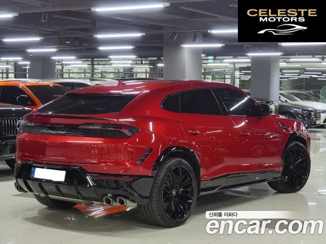 LAMBORGHINI Urus 4.0 V8 SE 2025 — photo 3 sur 23