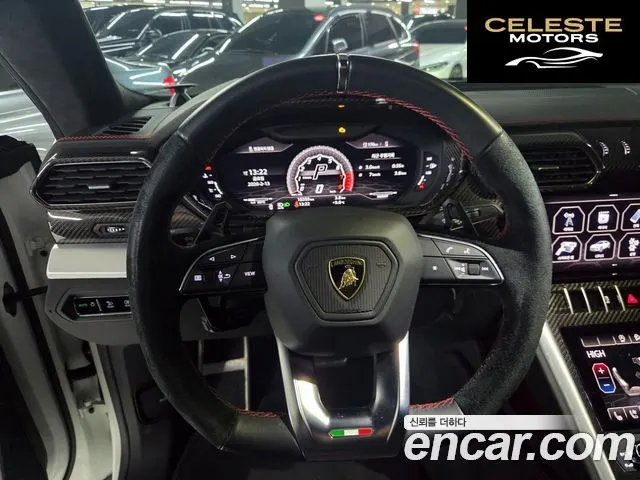 LAMBORGHINI Urus 4.0 V8 2020 — photo 10 sur 23