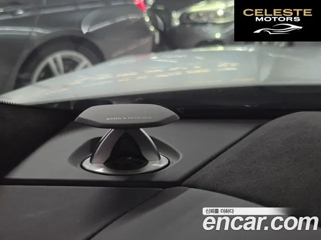LAMBORGHINI Urus 4.0 V8 2020 — photo 14 sur 23