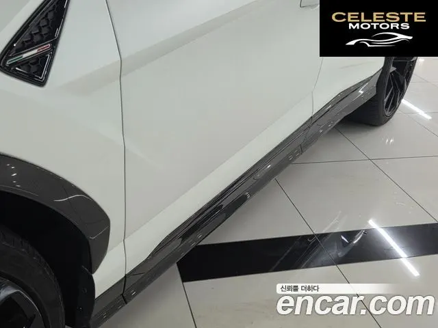 LAMBORGHINI Urus 4.0 V8 2020 — photo 16 sur 23