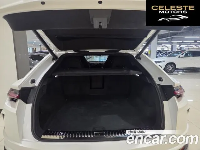 LAMBORGHINI Urus 4.0 V8 2020 — photo 4 sur 23
