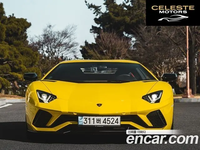 LAMBORGHINI Aventador S LP740-4 2018 — photo 2 sur 26