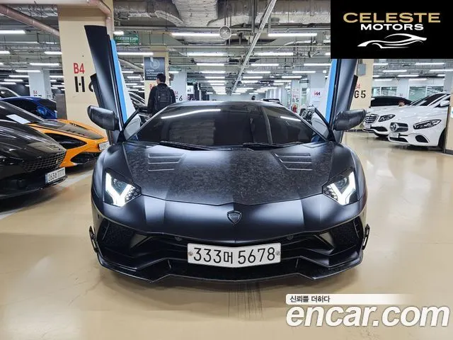 LAMBORGHINI Aventador S LP740-4 2018 — photo 3 sur 26