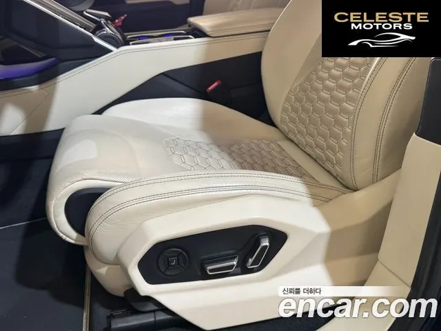 LAMBORGHINI Urus 4.0 V8 2020 — photo 10 sur 26