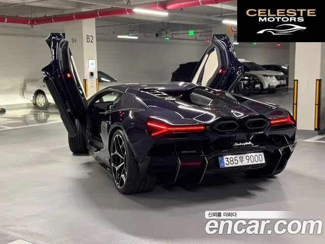 LAMBORGHINI Revuelto 6.5 V12 2025 — photo 3 sur 26