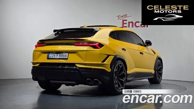 LAMBORGHINI Urus 4.0 V8 2024 — photo 2 sur 20