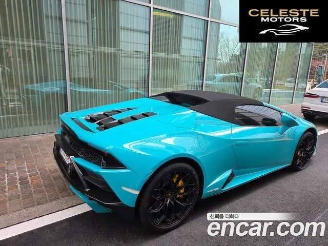 LAMBORGHINI Huracán LP610-2 EVO Spyder 2022 — photo 8 sur 15