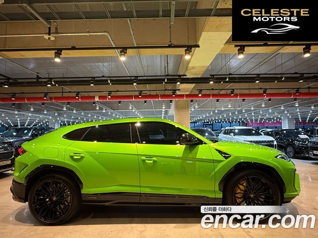 LAMBORGHINI Urus 4.0 V8 SE 2026 — photo 9 sur 24