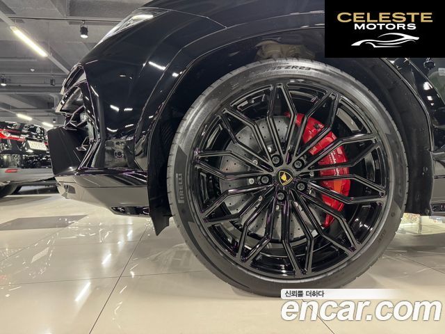 LAMBORGHINI Urus 4.0 V8 SE 2025 — photo 15 sur 23